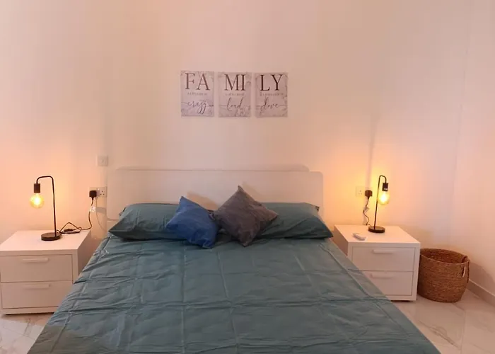 Seafront Birżebbuġa