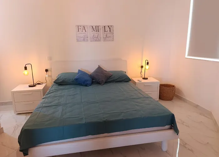 Seafront Birżebbuġa